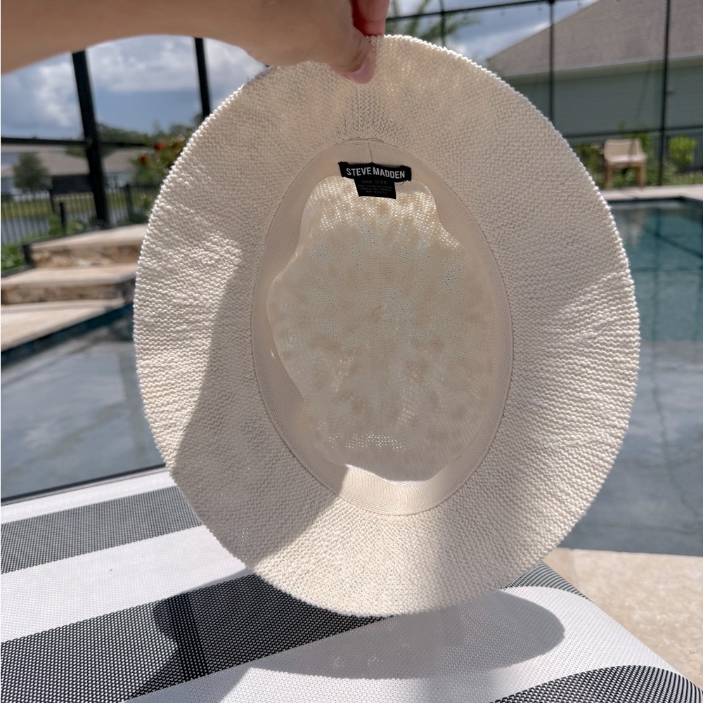 NWT Steve Madden Ivory Bucket Hat - Picture 2 of 5